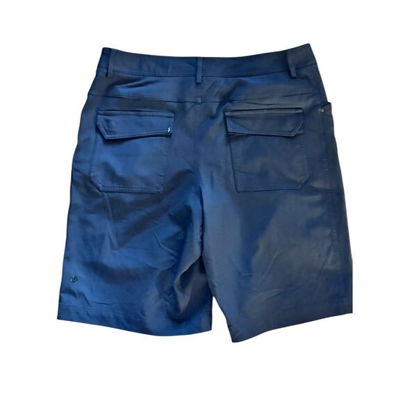 Lululemon Men's Black Cadence Commute Cargo Shorts Size 36 - Picture 2 of 4